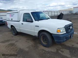 2006 Ford Ranger XL with VIN 1FTYR10D36PA89886, listed as a IAAI auction lot 41815941 with 332,739 mi miles. Bid and sale history available at carsss.com. Image 1.