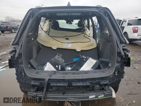 2024 Jeep Grand Cherokee с VIN 1C4RJYB64RC125082, выставлен на аукционе Copart как лот 51057755 с пробегом Не указан миль и Списание • Salvage title. История ставок и продаж доступна на DreamBid. Изображение 6.