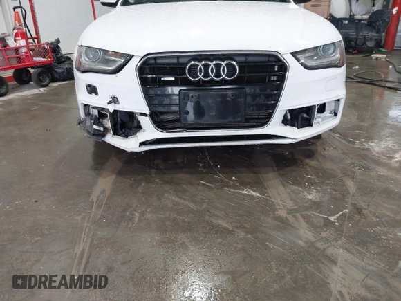 2015 Audi A4 Premium with VIN WAUBFAFL1FN028283, listed as a IAAI auction lot 41439349 with 121,780 mi miles. Bid and sale history available at carsss.com. Image 6.