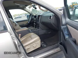 2008 Ford Explorer XLT with VIN 1FMEU63EX8UA58640, listed as a IAAI auction lot 41607202 with 93,866 mi miles. Bid and sale history available at carsss.com. Image 5.