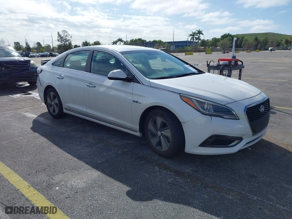 2016 Hyundai Sonata Hybrid Limited with VIN KMHE34L13GA018114, listed as a IAAI auction lot 41500062 with 43,207 mi miles. Bid and sale history available at carsss.com. Image 1.