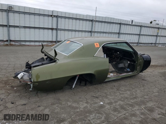 1969 Pontiac Firebird с VIN 223379L105693, выставлен на аукционе Copart как лот 70870904 с пробегом Не указан миль и На запчасти • Non repairable. История ставок и продаж доступна на DreamBid. Изображение 3.