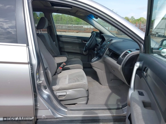 2007 Honda CR-V EX with VIN JHLRE48557C002693, listed as a IAAI auction lot 42106088 with 316,130 mi miles. Bid and sale history available at carsss.com. Image 5.