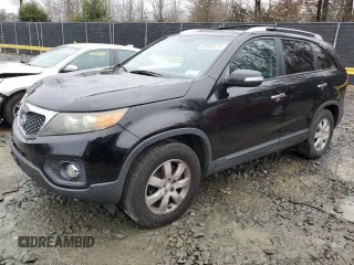2012 Kia Sorento LX with VIN 5XYKT4A29CG196963, listed as a Copart auction lot 83060574 with 246,500 mi miles and Salvage Title. Bid and sale history available at carsss.com. Image 1.