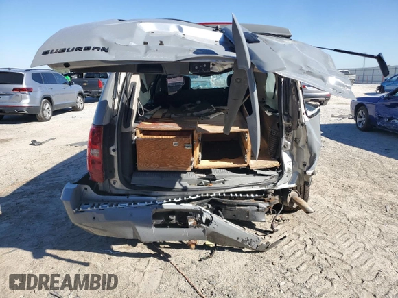 2014 Chevrolet Suburban LT with VIN 1GNSCJE06ER232806, listed as a Copart auction lot 49285845 with 109,362 mi miles and Salvage Title. Bid and sale history available at DreamBid. Image 6.