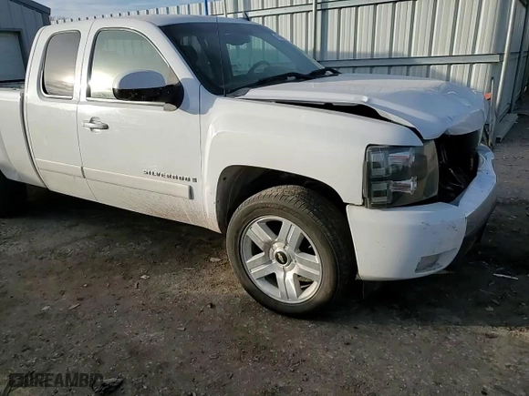 2008 Chevrolet Silverado 1500 LT w/1LT with VIN 2GCEC19J381327958, listed as a Copart auction lot 43563825 with 103,391 mi miles and Salvage Title. Bid and sale history available at carsss.com. Image 11.