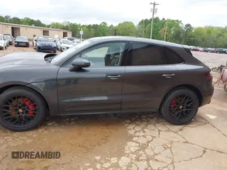 2017 Porsche Macan GTS with VIN WP1AG2A53HLB50635, listed as a IAAI auction lot 41665310 with 100,730 mi miles. Bid and sale history available at carsss.com. Image 14.