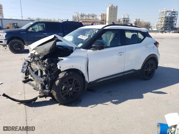 2021 Nissan Kicks SR with VIN 3N1CP5DV1ML563193, listed as a Copart auction lot 48566165 with 0 mi miles and Salvage Title. Bid and sale history available at carsss.com. Image 1.