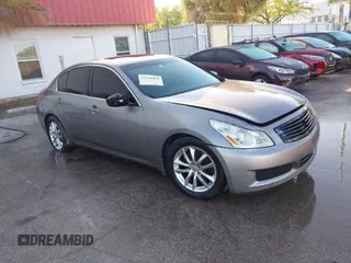 2009 Infiniti G37 Journey with VIN JNKCV61E09M304929, listed as a IAAI auction lot 41746869 with 242,692 mi miles. Bid and sale history available at carsss.com. Image 1.