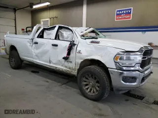 2019 Ram 2500 Tradesman with VIN 3C6UR5HL9KG676410, listed as a Copart auction lot 79201224 with 69,869 mi miles and Salvage Title. Bid and sale history available at carsss.com. Image 4.