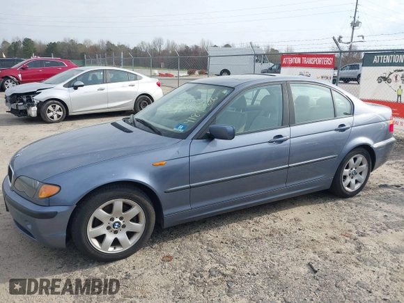 2005 BMW 3 Series 325i with VIN WBAET37445NJ85538, listed as a IAAI auction lot 41872686 with 121,237 mi miles. Bid and sale history available at carsss.com. Image 15.