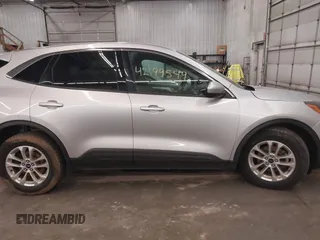 2020 Ford Escape SE с VIN 1FMCU9G63LUA56720, выставлен на аукционе IAAI как лот 42199549 с пробегом 57 944 миль миль и . История ставок и продаж доступна на DreamBid. Изображение 14.
