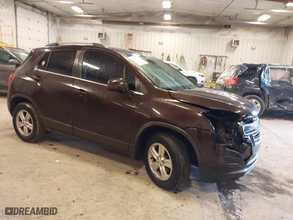 2015 Chevrolet Trax LT with VIN KL7CJRSB0FB061257, listed as a IAAI auction lot 41663816 with 148,157 mi miles. Bid and sale history available at carsss.com. Image 1.