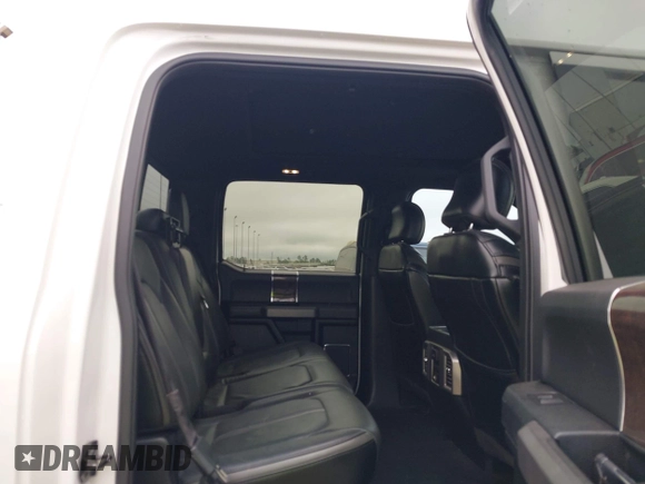 2016 Ford F-150 XLT z VIN 1FTEW1EF2GFB25838, wystawiony jako IAAI lot #42075007 z przebiegiem 135 377 mil mil oraz . Historia ofert i sprzedaży dostępna na DreamBid. Obrazek 8.