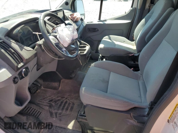 2016 Ford Transit Cargo z VIN 1FTYE1YM1GKA44590, wystawiony jako Copart lot #53102675 z przebiegiem 179 687 mil mil oraz Szkoda całkowita • Salvage title. Historia ofert i sprzedaży dostępna na DreamBid. Obrazek 7.