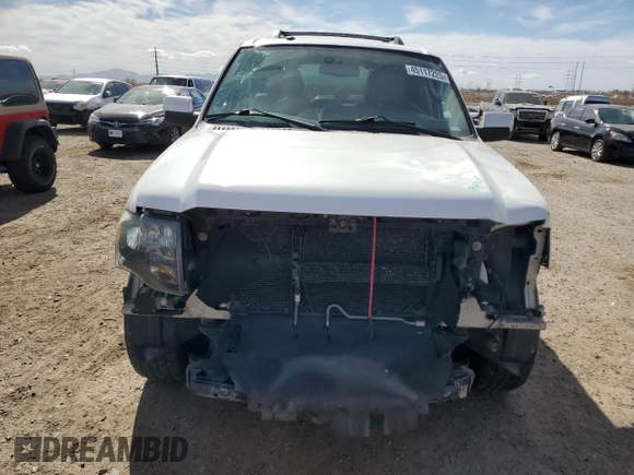 2013 Ford Expedition Max Limited with VIN 1FMJK1K57DEF59451, listed as a Copart auction lot 45117225 with 189,478 mi miles and Salvage title. Bid and sale history available at DreamBid. Image 5.