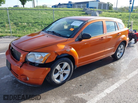 2011 Dodge Caliber Mainstreet z VIN 1B3CB3HA5BD297950, wystawiony jako IAAI lot #42073342 z przebiegiem 155 421 mil mil oraz . Historia ofert i sprzedaży dostępna na DreamBid. Obrazek 18.