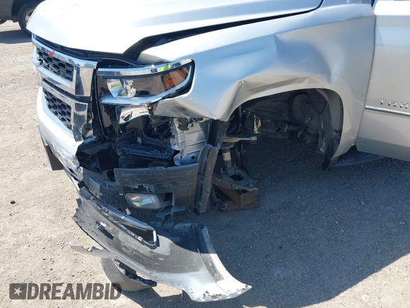 2015 Chevrolet Tahoe LT with VIN 1GNSCBKC6FR303850, listed as a IAAI auction lot 42254115 with 147,856 mi miles and . Bid and sale history available at DreamBid. Image 6.