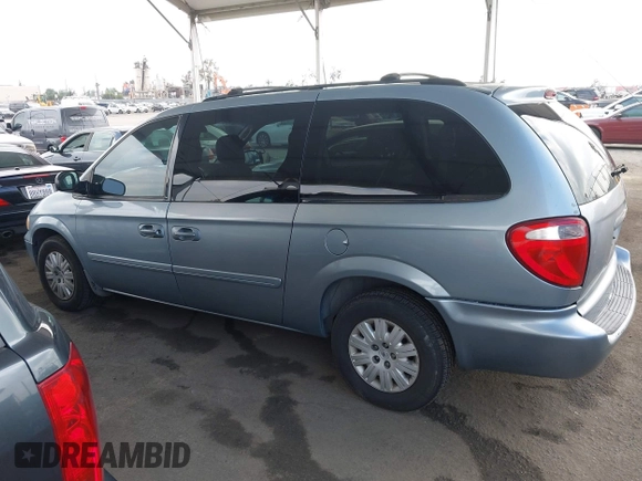 2006 Chrysler Town & Country LX with VIN 1A4GP44R46B609965, listed as a IAAI auction lot 42093438 with 333,689 mi miles and . Bid and sale history available at DreamBid. Image 14.