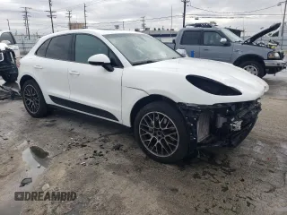 2015 Porsche Macan S with VIN WP1AB2A57FLB72505, listed as a Copart auction lot 48816335 with 41,748 mi miles and Salvage Title. Bid and sale history available at carsss.com. Image 4.