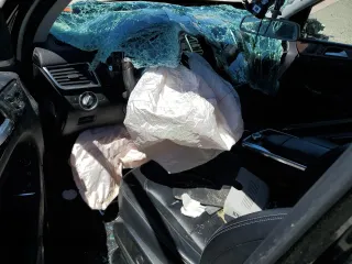 2014 Mercedes-Benz M 350 z VIN 4JGDA5HBXEA315550, wystawiony jako Copart lot #53982265 z przebiegiem Nie podano mil oraz Szkoda całkowita • Salvage title. Historia ofert i sprzedaży dostępna na DreamBid. Obrazek 8.