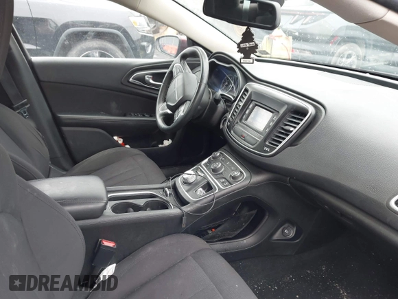 2015 Chrysler 200 Limited with VIN 1C3CCCAB3FN642928, listed as a IAAI auction lot 42005438 with 70,613 mi miles and . Bid and sale history available at DreamBid. Image 5.