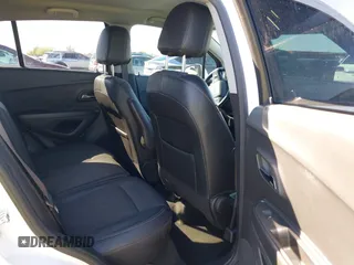 2022 Chevrolet Trax LT with VIN KL7CJLSM1NB512337, listed as a IAAI auction lot 41828625 with 40,877 mi miles. Bid and sale history available at carsss.com. Image 8.