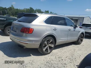 2017 Bentley Bentayga W12 z VIN SJAAC2ZV1HC012546, wystawiony jako Copart lot #68628744 z przebiegiem 49 070 mil mil oraz Szkoda całkowita • Salvage title. Historia ofert i sprzedaży dostępna na DreamBid. Obrazek 3.