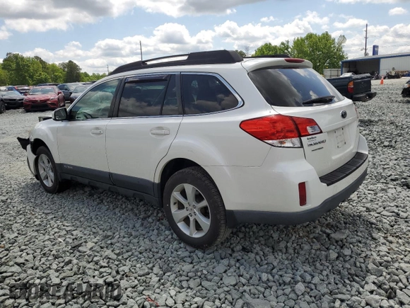 2013 Subaru Outback Premium z VIN 4S4BRCCC3D3303408, wystawiony jako Copart lot #54954385 z przebiegiem 135 960 mil mil oraz Szkoda całkowita • Salvage title. Historia ofert i sprzedaży dostępna na DreamBid. Obrazek 2.