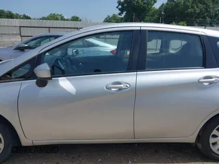 2016 Nissan Note S with VIN 3N1CE2CP4GL396677, listed as a IAAI auction lot 42606451 with 92,546 mi miles and . Bid and sale history available at DreamBid. Image 14.