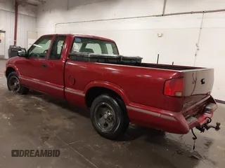 1995 GMC Sonoma z VIN 1GTCS19Z8S8530283, wystawiony jako IAAI lot #42107284 z przebiegiem 247 678 mil mil oraz . Historia ofert i sprzedaży dostępna na DreamBid. Obrazek 3.