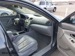 2008 Toyota Camry Hybrid with VIN 4T1BB46K48U050855, listed as a IAAI auction lot 41893747 with 317,302 mi miles. Bid and sale history available at carsss.com. Image 5.