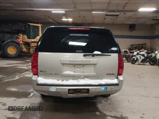 2007 GMC Yukon XL SLT with VIN 1GKFK163X7J225868, listed as a IAAI auction lot 41549662 with 169,395 mi miles. Bid and sale history available at carsss.com. Image 15.