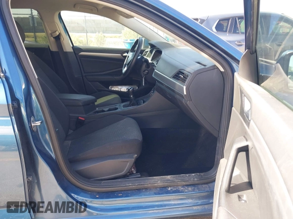 2019 Volkswagen Jetta S with VIN 3VWN57BU0KM234524, listed as a IAAI auction lot 42086777 with 60,304 mi miles and . Bid and sale history available at DreamBid. Image 5.