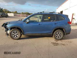 2024 Subaru Forester Premium with VIN JF2SKADC7RH508169, listed as a IAAI auction lot 41065280 with 17,346 mi miles. Bid and sale history available at carsss.com. Image 14.