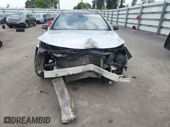 2014 Mercedes-Benz CLA 250 with VIN WDDSJ4EB8EN038969, listed as a Copart auction lot 62115635 with 101,368 mi miles and Salvage title. Bid and sale history available at DreamBid. Image 5.