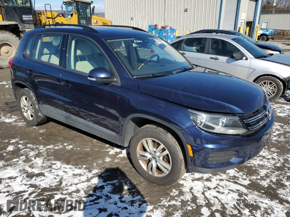 2016 Volkswagen Tiguan S with VIN WVGBV7AX9GW574405, listed as a Copart auction lot 45090275 with 74,974 mi miles and Salvage Title. Bid and sale history available at DreamBid. Image 4.
