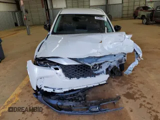 2025 Mazda CX-50 S Preferred z VIN 7MMVABBM8SN318498, wystawiony jako Copart lot #56998245 z przebiegiem Nie podano mil oraz Szkody całkowita. Historia ofert i sprzedaży dostępna na DreamBid. Obrazek 5.