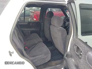 2001 GMC Jimmy SLE z VIN 1GKCS13W312208879, wystawiony jako IAAI lot #42284916 z przebiegiem 204 219 mil mil oraz . Historia ofert i sprzedaży dostępna na DreamBid. Obrazek 8.