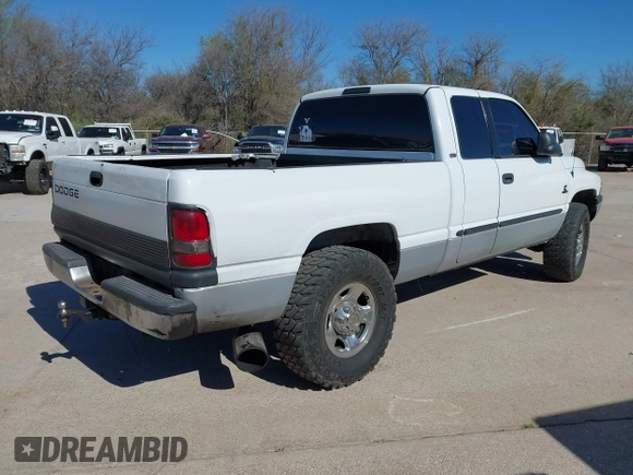 2000 Dodge Ram 2500 with VIN 1B7KC2364YJ114892, listed as a IAAI auction lot 41821163 with 334,778 mi miles. Bid and sale history available at carsss.com. Image 4.