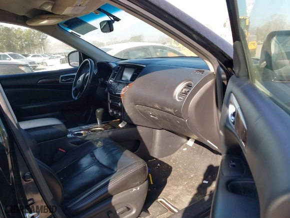 2013 Nissan Pathfinder SL with VIN 5N1AR2MN5DC602176, listed as a IAAI auction lot 41707529 with 218962 miles. Bid and sale history available at carsss.com. Image 5.