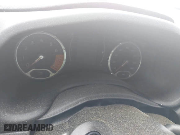 2020 Jeep Renegade Altitude z VIN ZACNJABB6LPL11581, wystawiony jako IAAI lot #42225447 z przebiegiem Nie podano mil oraz . Historia ofert i sprzedaży dostępna na DreamBid. Obrazek 7.