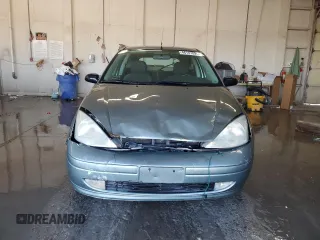 2004 Ford Focus ZX3 with VIN 3FAFP31364R124737, listed as a Copart auction lot 46147595 with 177,619 mi miles and Salvage Title. Bid and sale history available at carsss.com. Image 5.