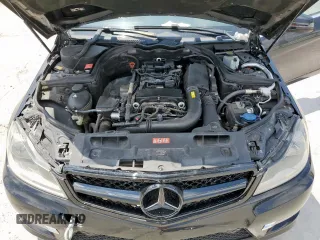 2014 Mercedes-Benz C 250 Sport with VIN WDDGF4HB9ER319044, listed as a Copart auction lot 58159395 with 122,330 mi miles and Clean title. Bid and sale history available at DreamBid. Image 11.