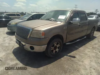 2006 Ford F-150 XLT z VIN 1FTPW12VX6KD51846, wystawiony jako IAAI lot #42361764 z przebiegiem 430 270 mil mil oraz . Historia ofert i sprzedaży dostępna na DreamBid. Obrazek 2.