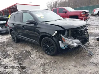 2020 Mitsubishi Outlander ES z VIN JA4AZ3A30LZ040982, wystawiony jako IAAI lot #41578079 z przebiegiem 79 396 mil mil oraz . Historia ofert i sprzedaży dostępna na DreamBid. Obrazek 1.