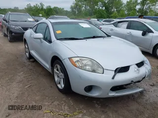 2006 Mitsubishi Eclipse GS z VIN 4A3AK24F86E022233, wystawiony jako IAAI lot #42393138 z przebiegiem 174 990 mil mil oraz . Historia ofert i sprzedaży dostępna na DreamBid. Obrazek 1.