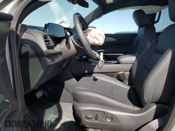 2024 Chevrolet Traverse FWD LT with VIN 1GNERGKS6RJ172793, listed as a Copart auction lot 53921255 with 12,141 mi miles and Salvage title. Bid and sale history available at DreamBid. Image 7.