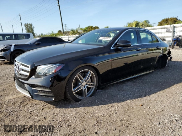 2017 Mercedes-Benz E-Class E 300 Luxury with VIN WDDZF4JB4HA192886, listed as a Copart auction lot 41983083 with 43,815 mi miles. Bid and sale history available at carsss.com. Image 1.