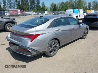 2025 Hyundai Elantra SEL Convenience with VIN KMHLS4DG0SU985915, listed as a IAAI auction lot 42111123 with 680 mi miles and . Bid and sale history available at DreamBid. Image 4.